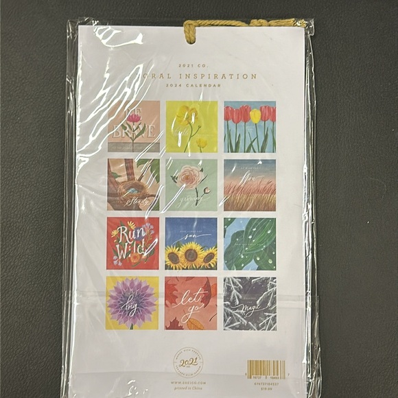 Brand new Floral inspiration 2024 Calendar - Picture 2 of 3